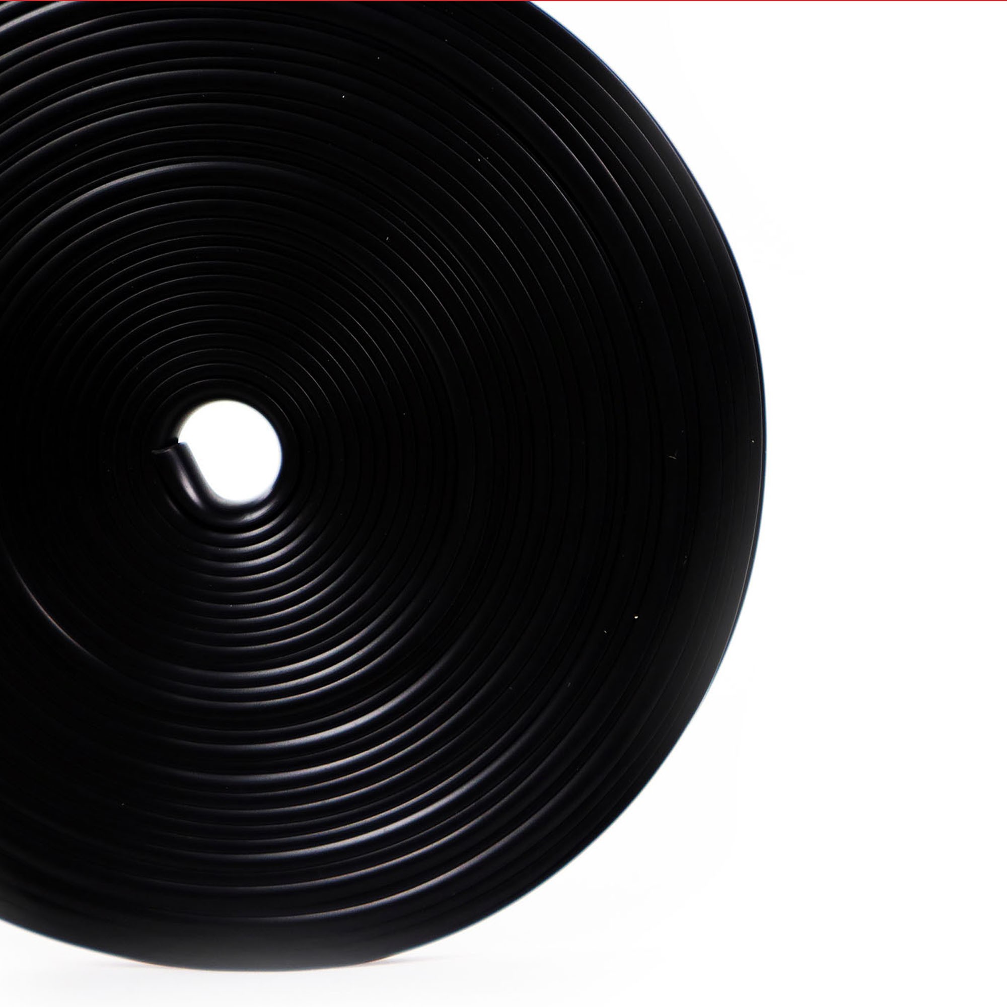 PROTECTOR DE LLANTAS COLOR NEGRO OCC MOTORSPORT - Imagen 2