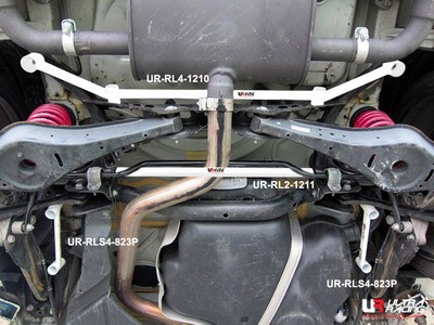 AUDI TT 8J 06+ ULTRARACING 4-POINT REAR MEMBER BRACE