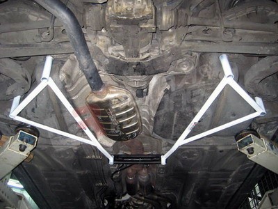BMW 3-SERIES E46 99-05 ULTRA-R 2X 3-POINT REAR MEMBER BRACES