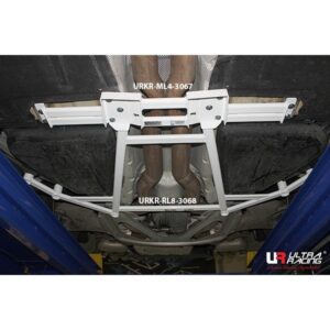BMW M5 F10 10+ ULTRARACING 8-POINT REAR LOWER BRACE 3068