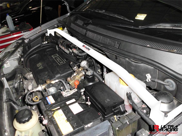 CHEVROLET AVEO ULTRARACING 2-POINT FRONT UPPER STRUTBAR