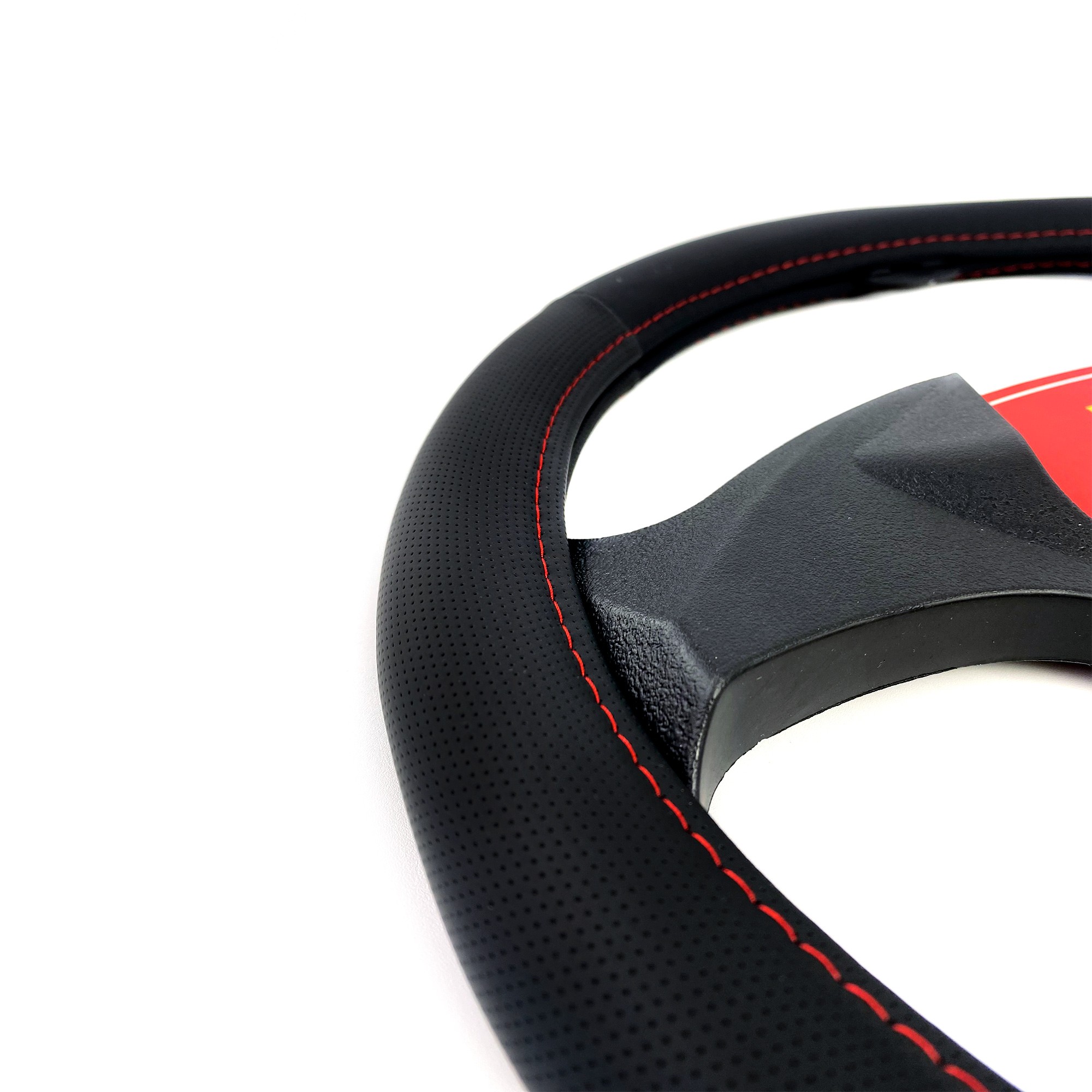 FUNDA VOLANTE MOMO EASY UNIVERSAL NEGRO Y ROJO 38-39CM - Imagen 3