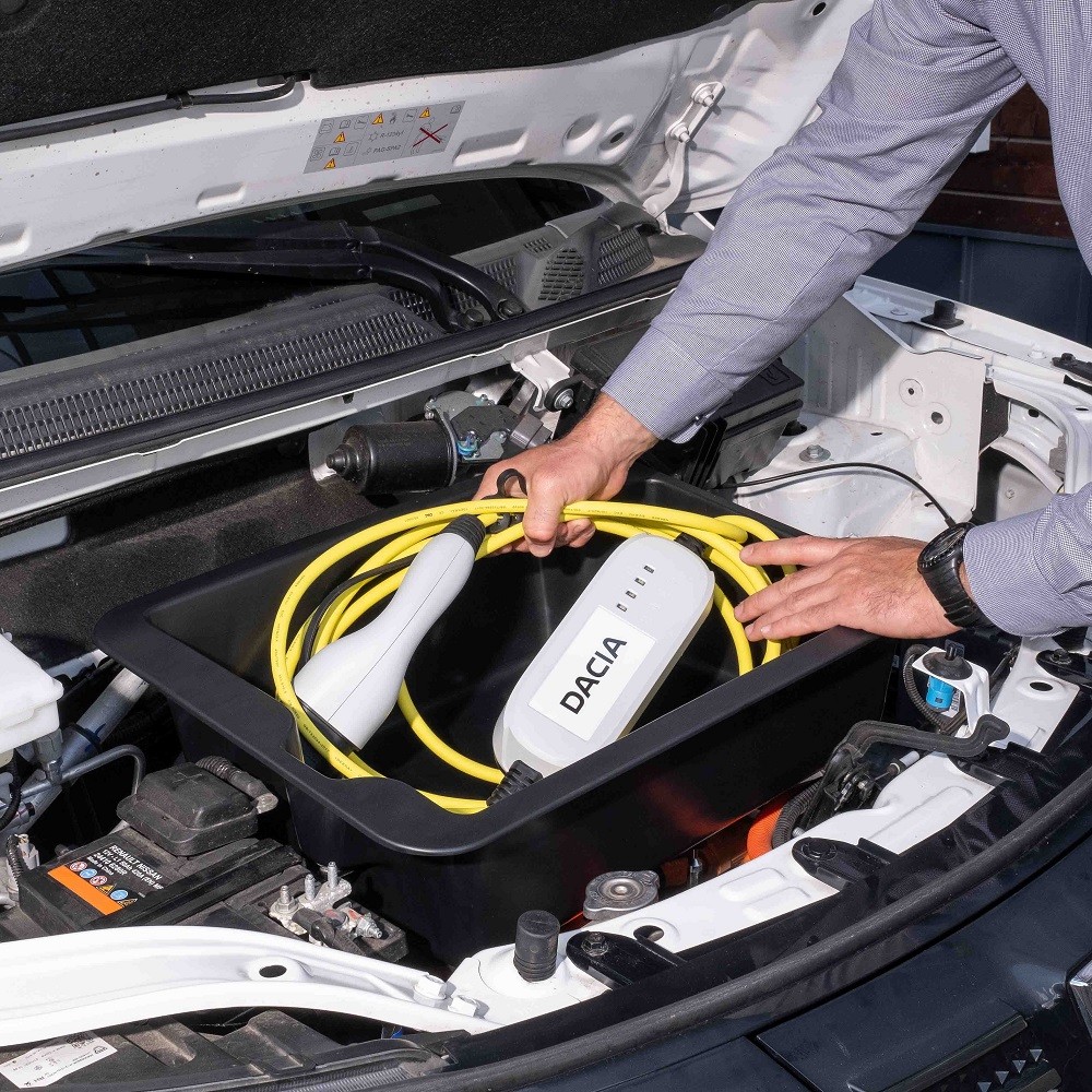 ARMSTER FRUNK DACIA PRIMAVERA 2021-2024 BLACK ( V01943A ) - Imagen 5